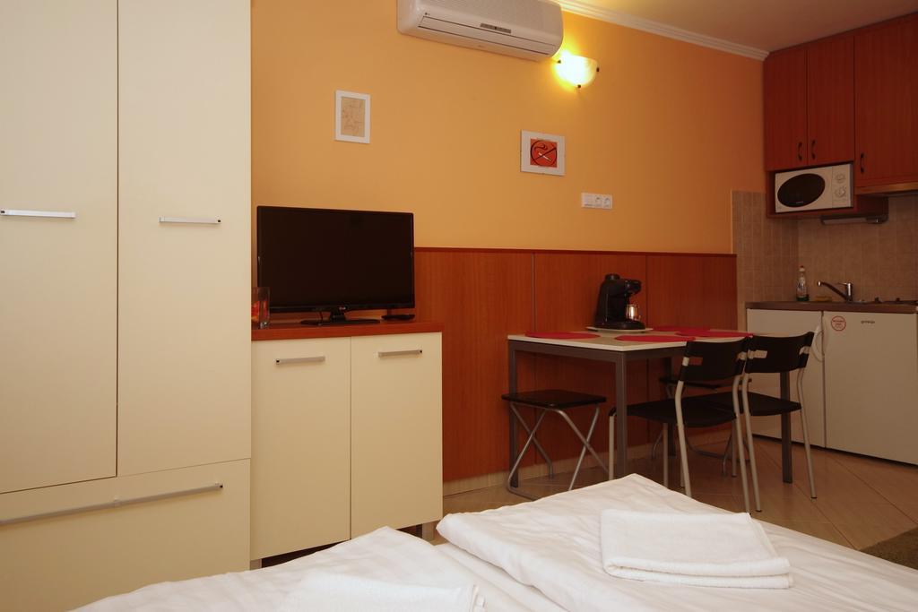 Várárok Apartman Gyula Kültér fotó