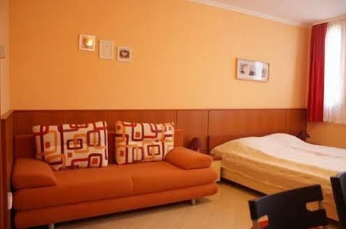 Várárok Apartman Gyula Kültér fotó